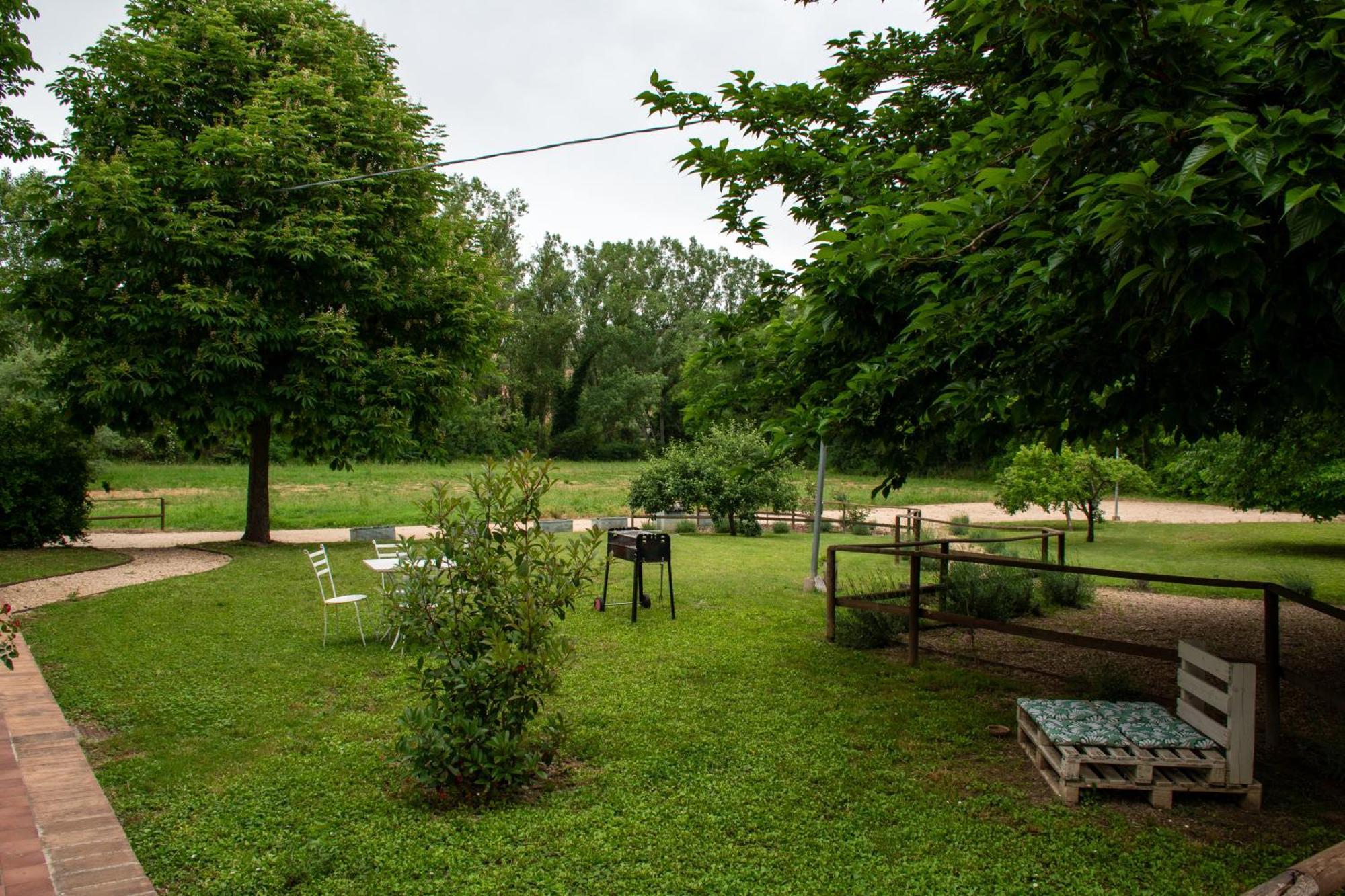 Villa Magda Todi Luaran gambar