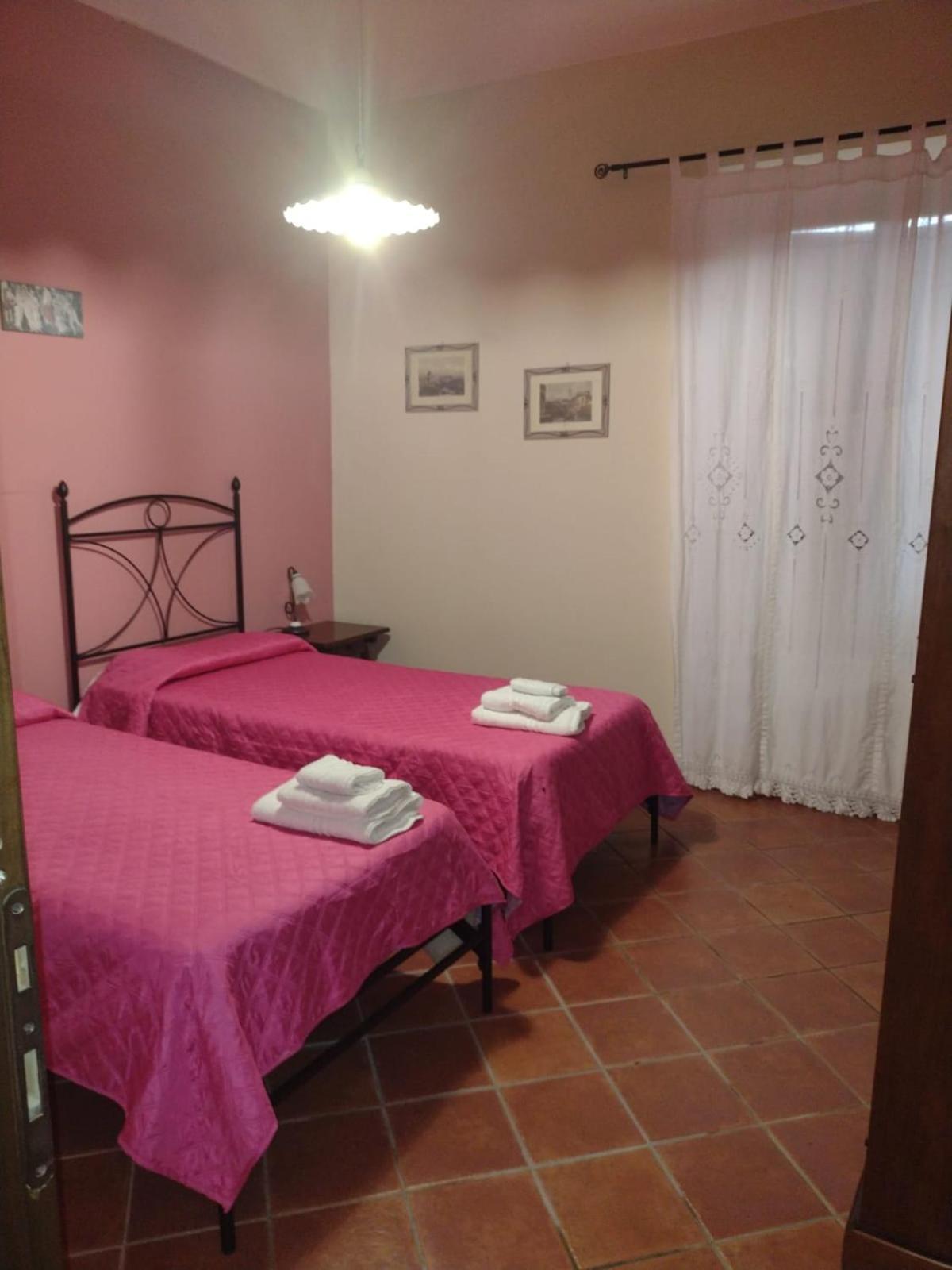 Villa Magda Todi Luaran gambar